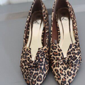 It's OK Leopard Print Shoe Size 10 Cute Low Heel